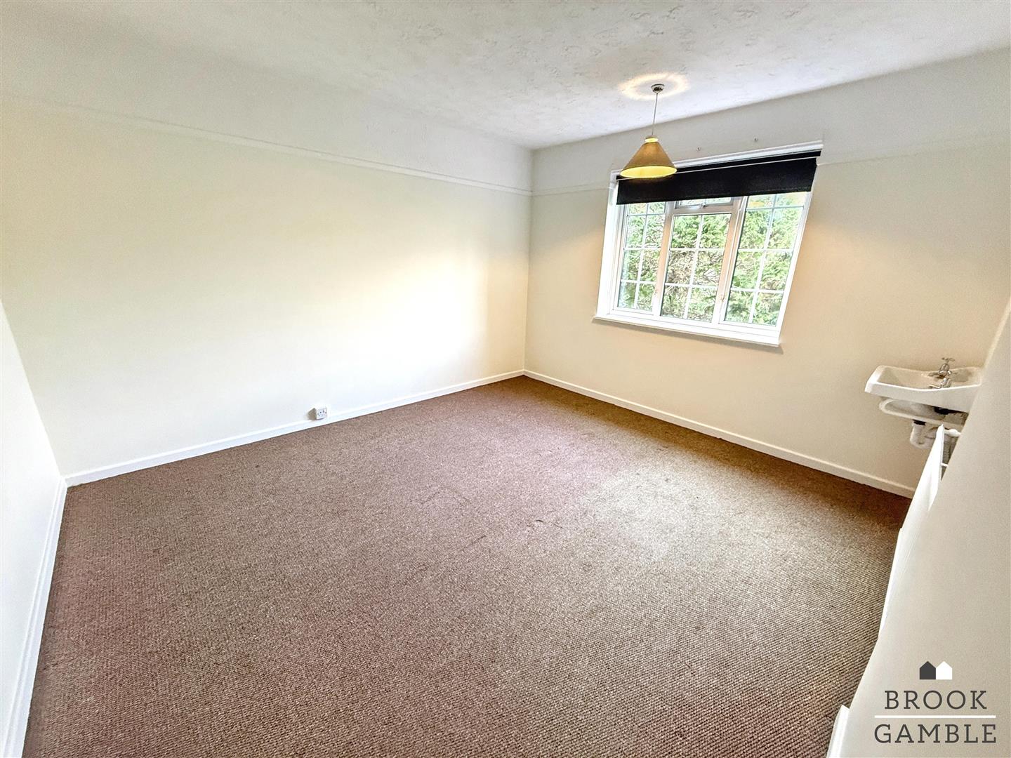 3 Bedroom House. Peppercombe Road in Eastbourne,  15